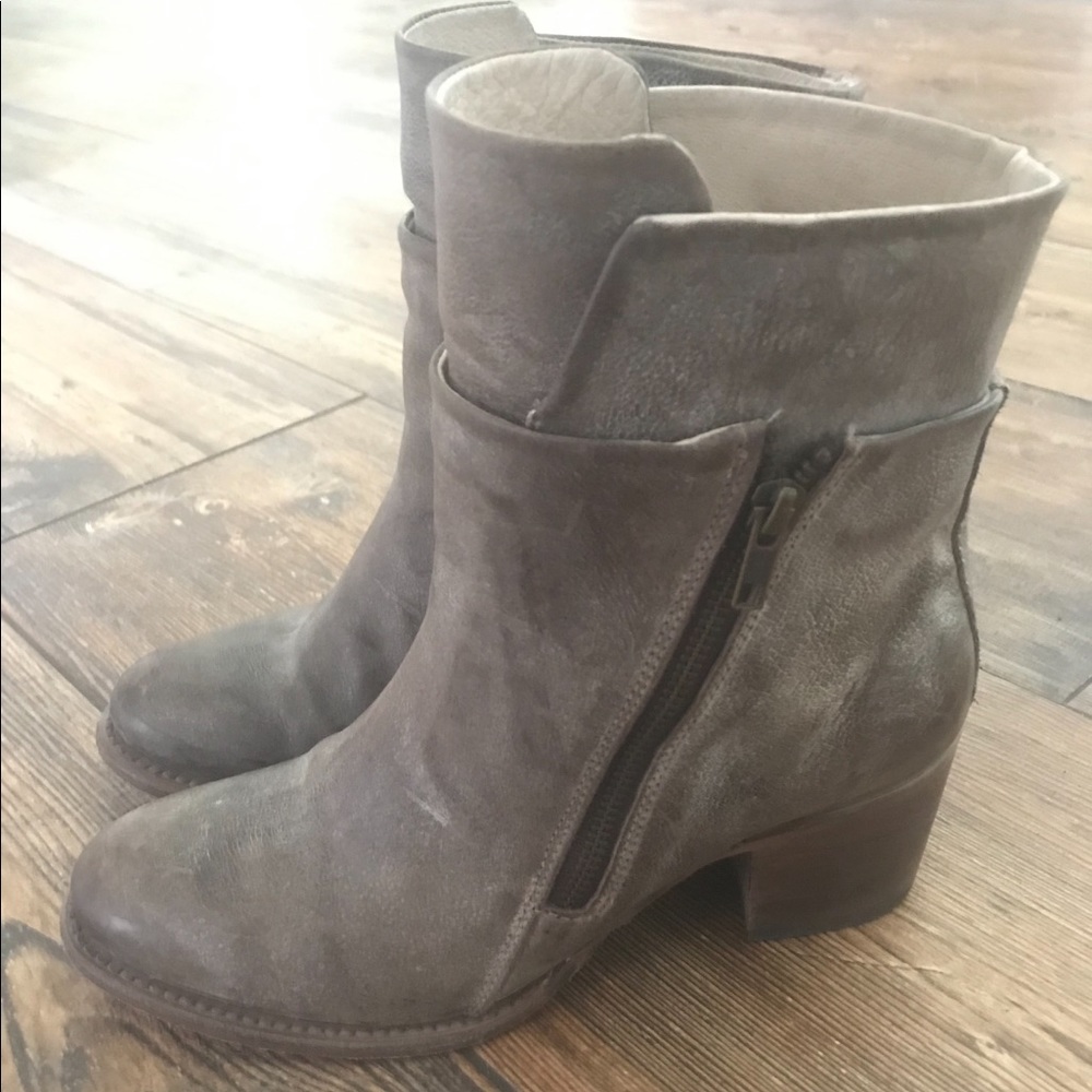 Free bird by Steven clip booties size 10